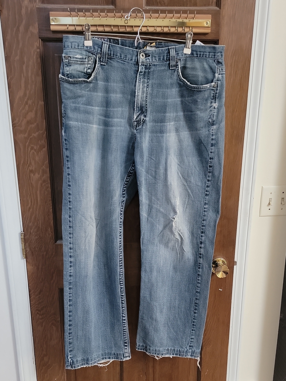 Lucky Brand Men's Distressed Jeans Size 36x30